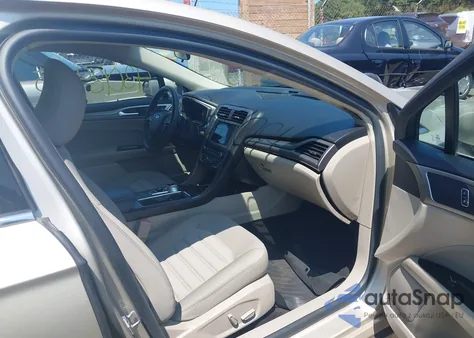 2017 Ford Fusion Se z USA, uszkodzony, nr VIN 3FA6P0HD5HR400862